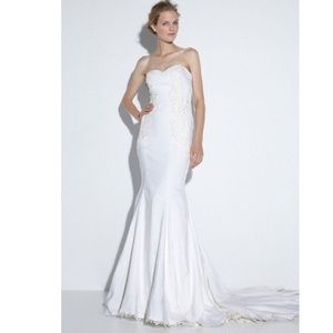Nicole Miller Bridal Gown “MeMe” IE10000 Sz 8